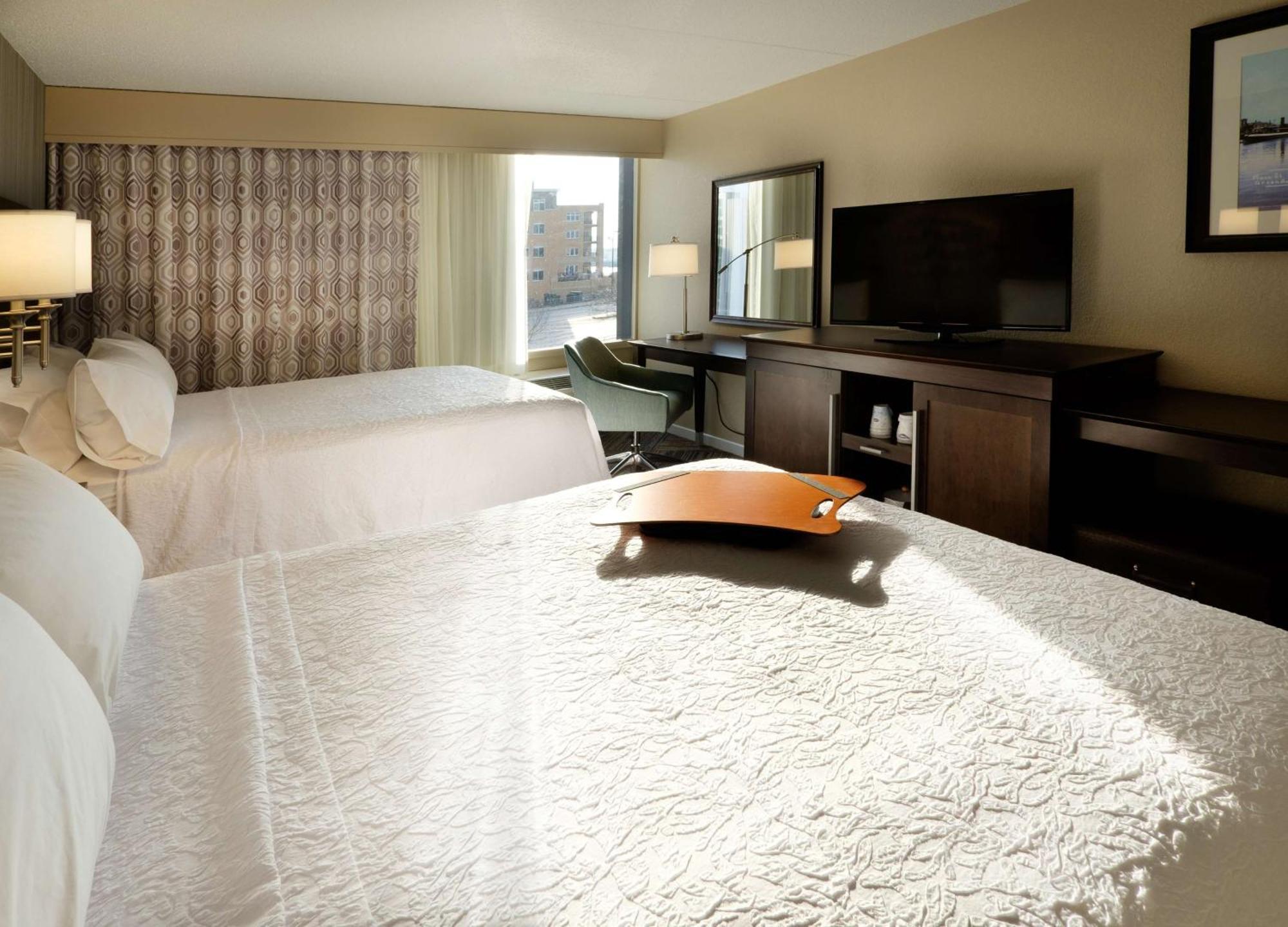 Hampton Inn Green Bay Downtown Esterno foto